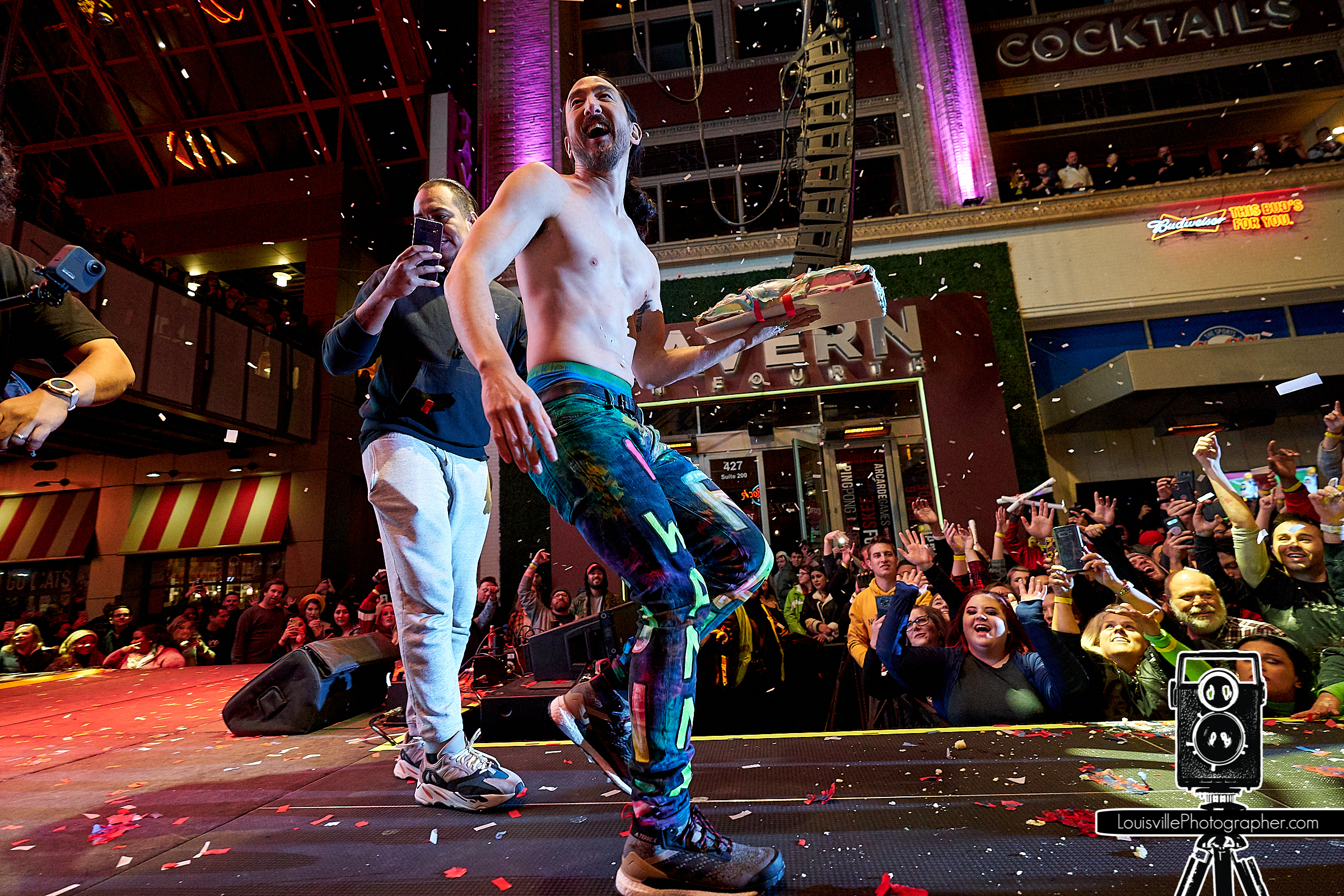 Steve Aoki rocks 8K at Fremont Street Experience — PHOTOS