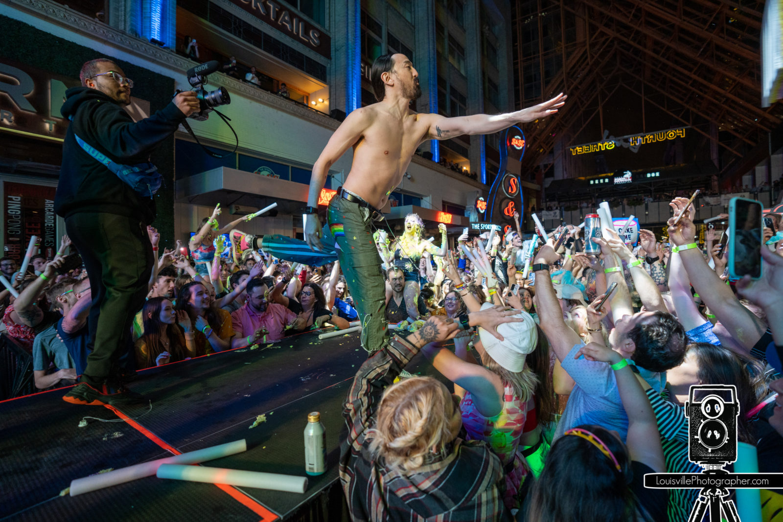 Louisville Event Photographer - Steve Aoki at 4th St. Live